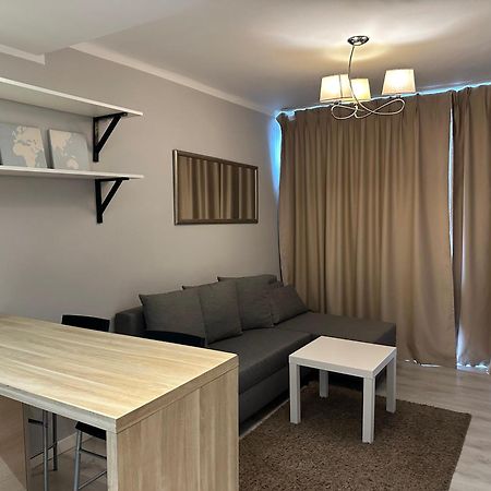 Coser Apartamenty Grzybowska Varşovia Exterior foto