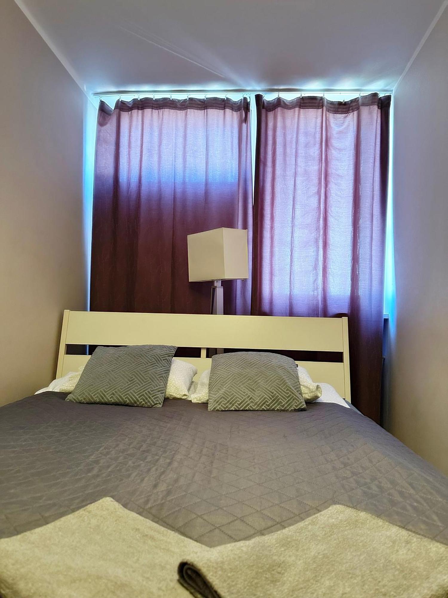 Coser Apartamenty Grzybowska Varşovia Exterior foto
