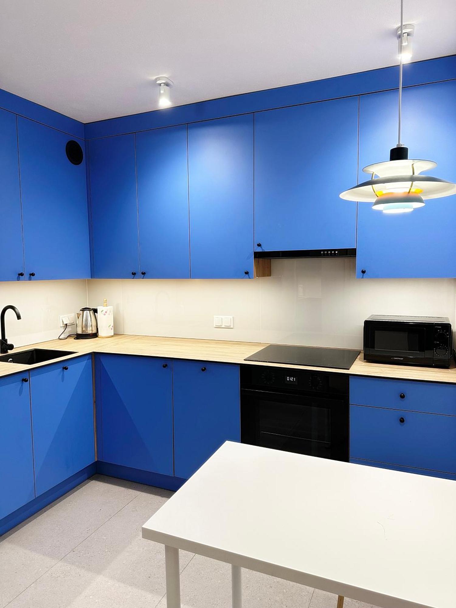 Coser Apartamenty Grzybowska Varşovia Exterior foto